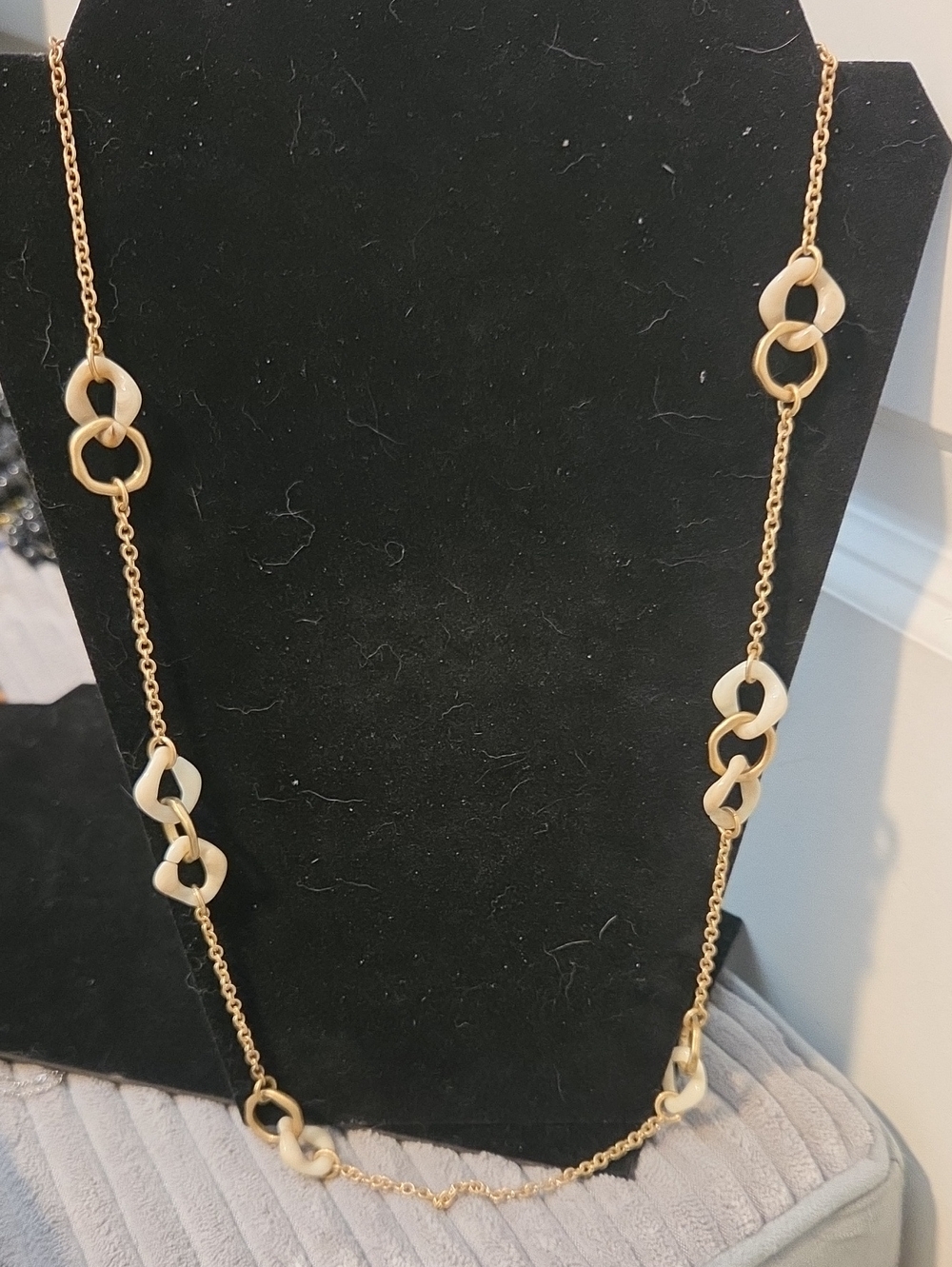 Banana Republic Gold Tone Interlocking Station Link Long Chain Necklace